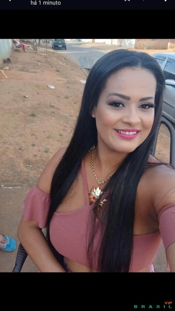 Acompanhantes Goiás: Moreninha safadinha linda rosto